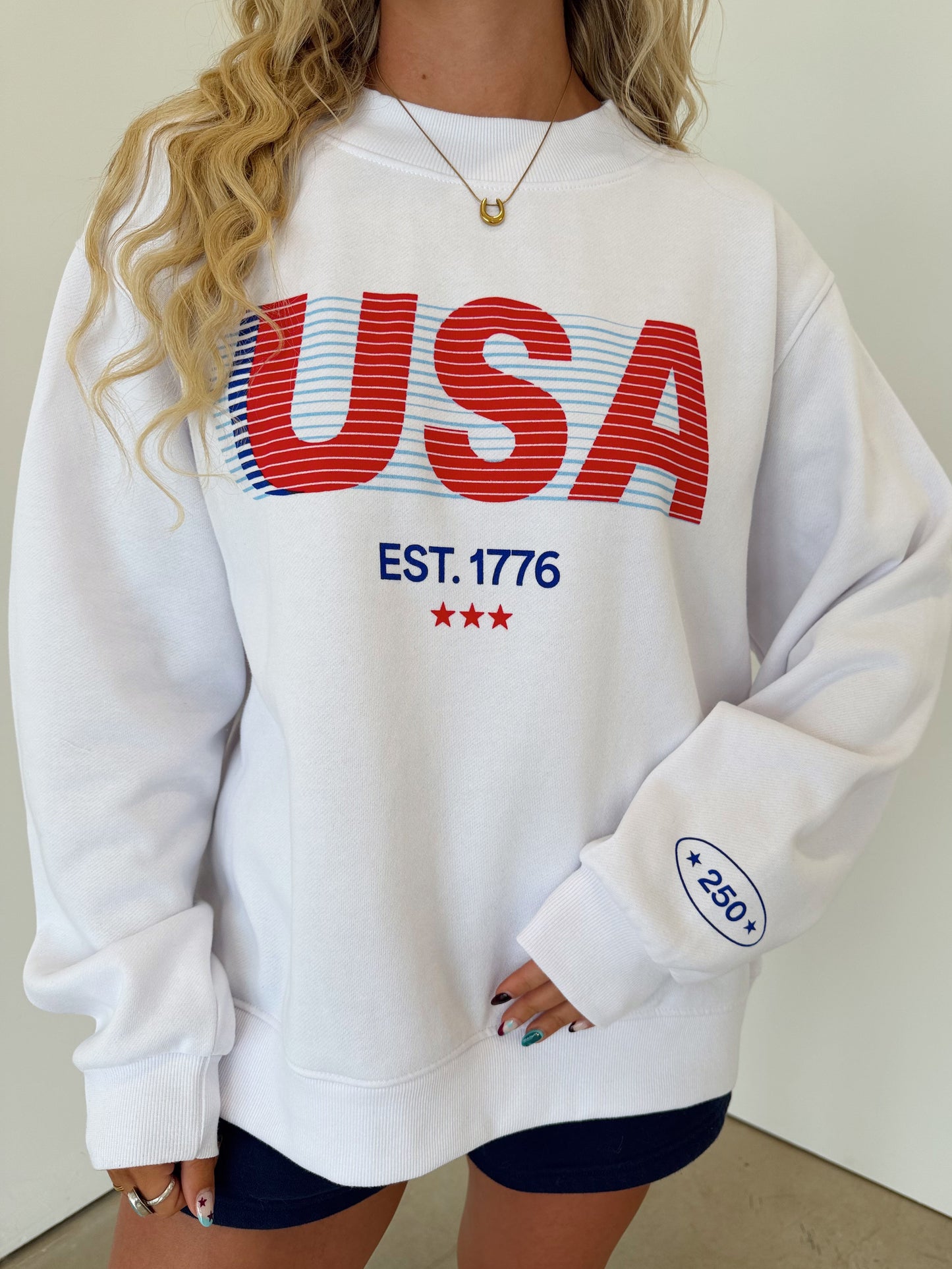 USA 250TH MOCKNECK