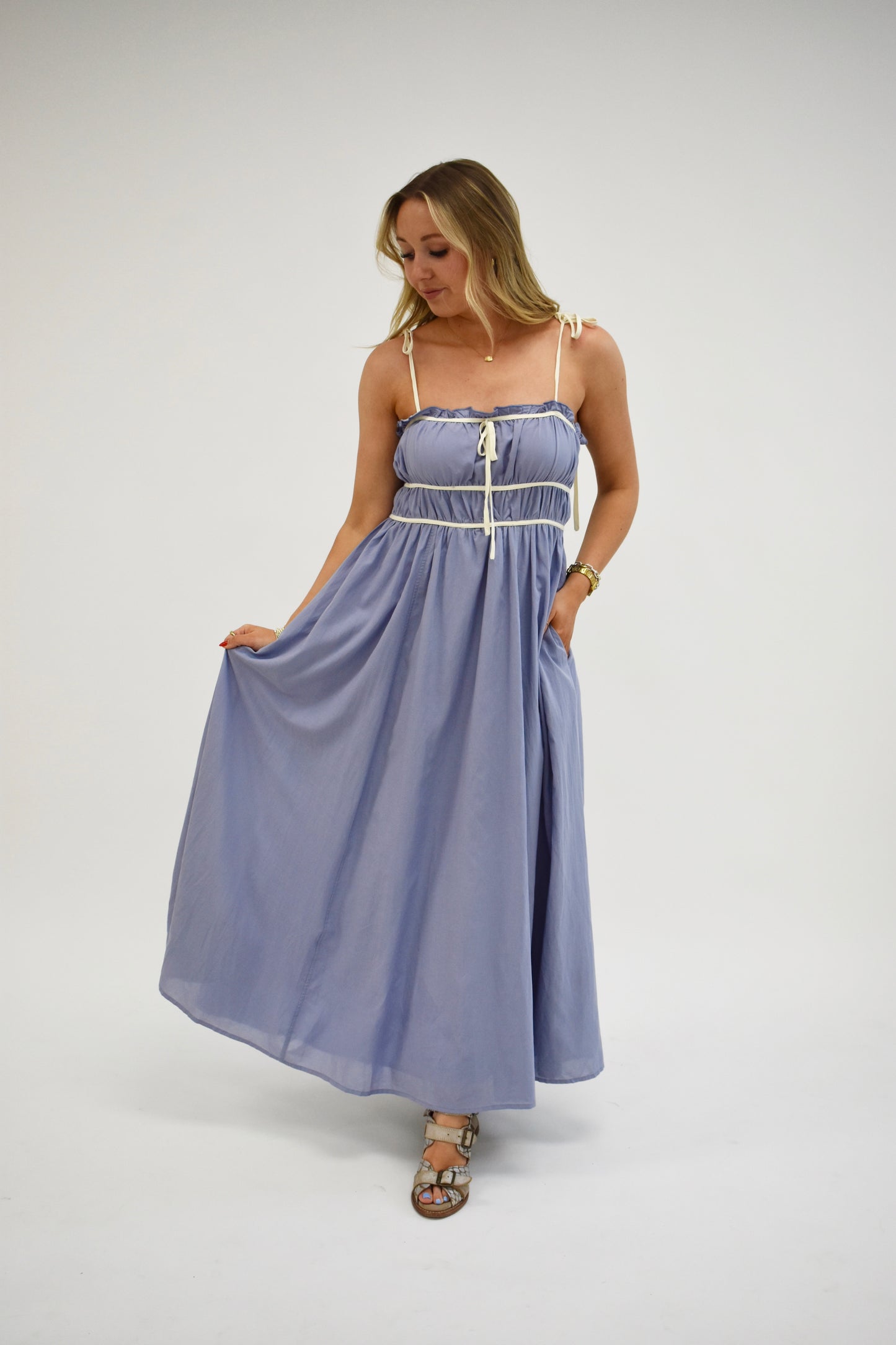 Contrast Trim Maxi Dress