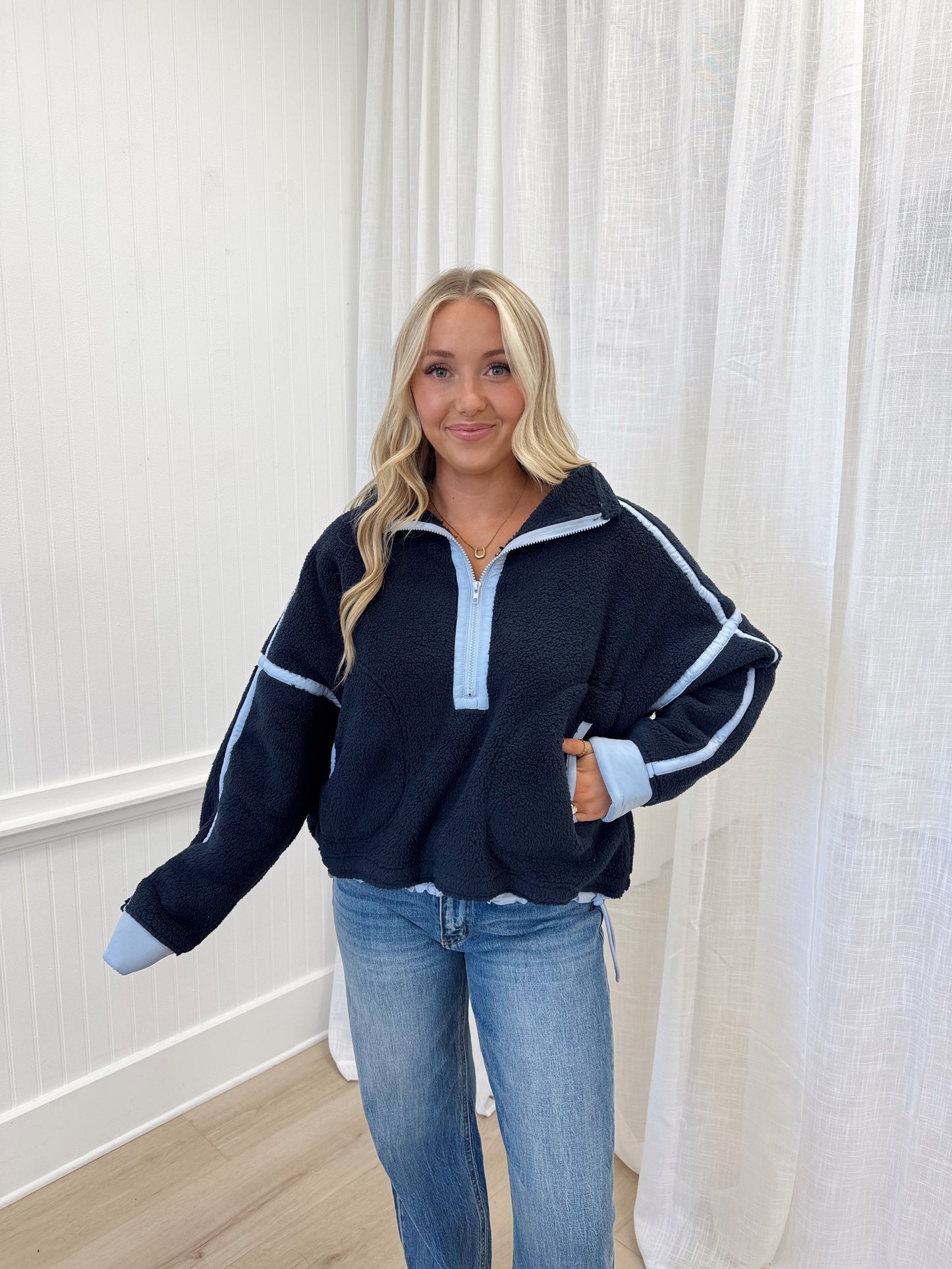 Contrast Trim Fleece Half-Zip