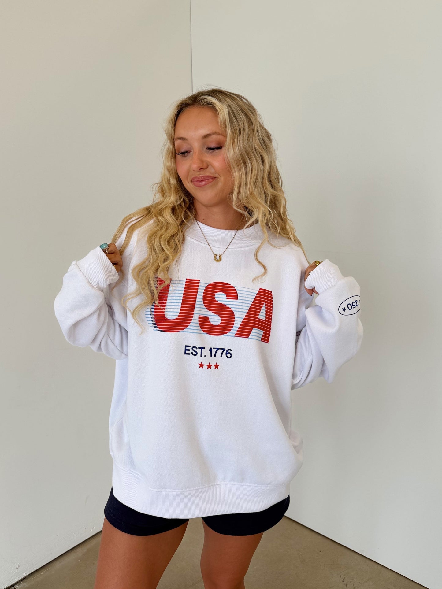 USA 250TH MOCKNECK